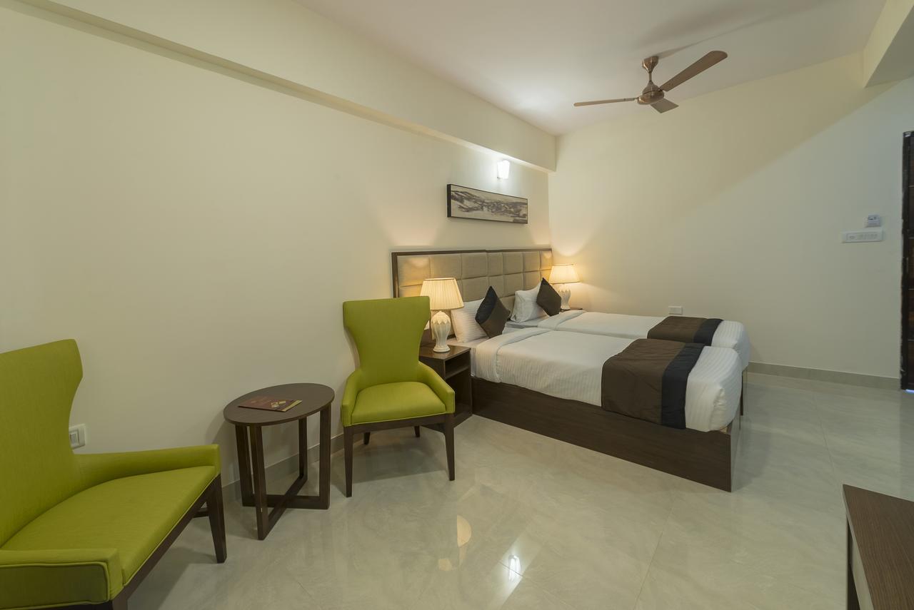 Hotel Daffodil Delight - Manyata Tech Park Bangalore Exterior foto