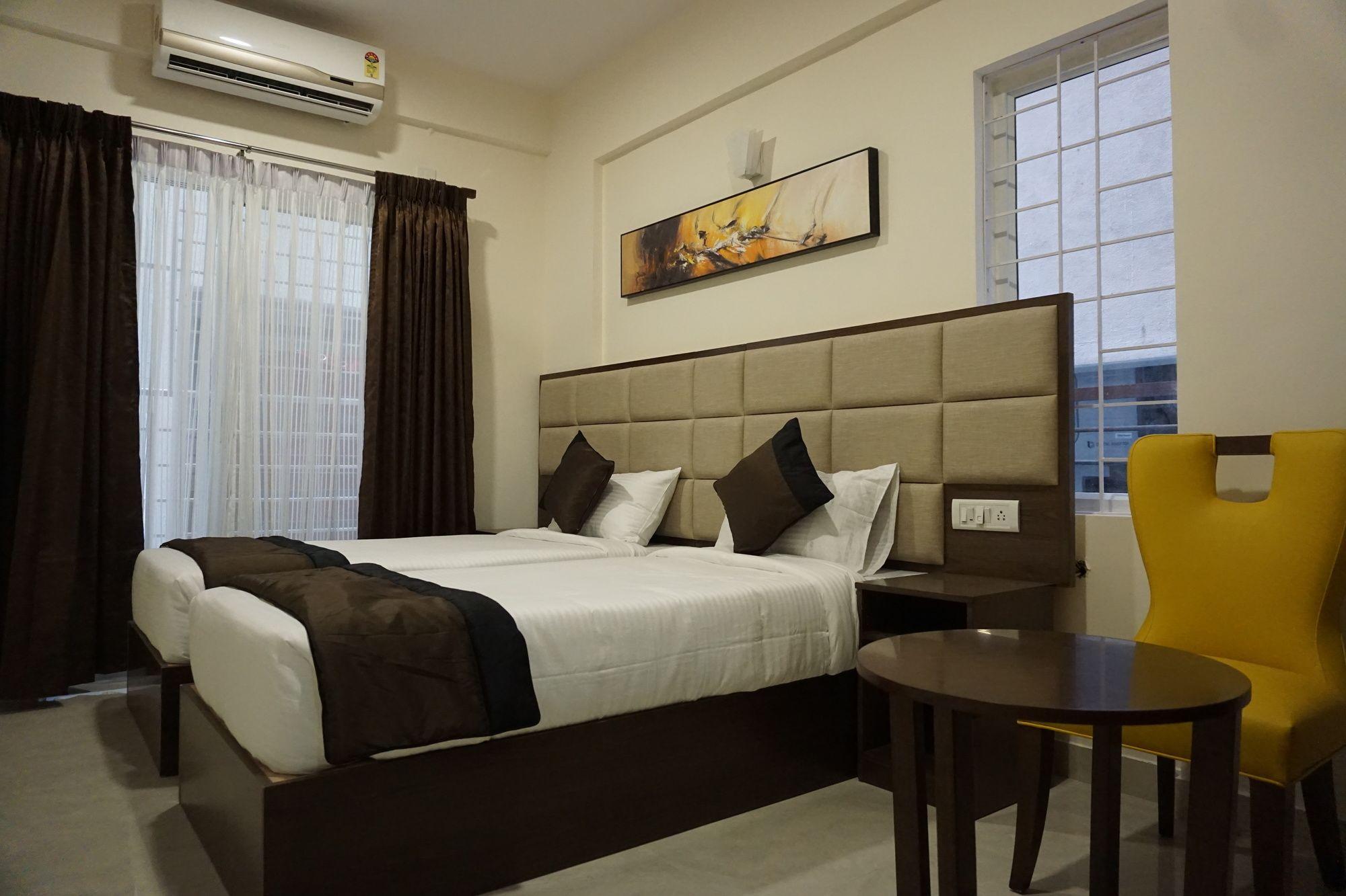 Hotel Daffodil Delight - Manyata Tech Park Bangalore Exterior foto